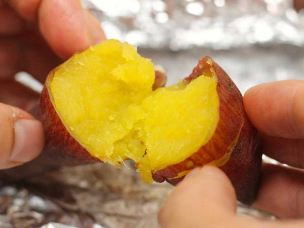 家で作ると失敗しがちな『焼き芋』　しっとり甘く焼くコツは？　「一番知りたかった情報」