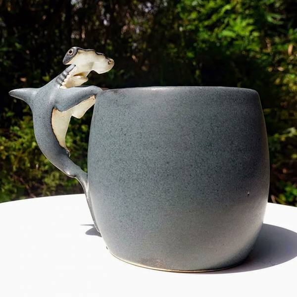 怖さと可愛さの『狭間』　まん丸なサメ作品に、海外からも「欲しい」が殺到！