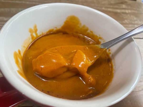 １４０円の差があるけど…　無印良品の『バターチキン』と『クリーミーバターチキン』はどう違う？