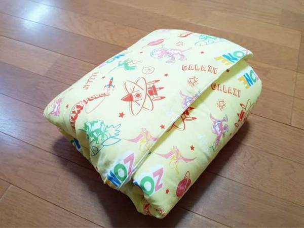 「このやり方…使える」　持ち運びに便利！　ふとんやタオルの簡単なたたみ方