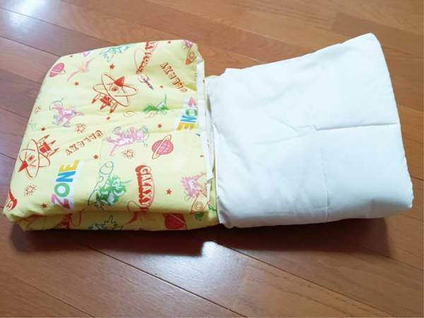 「このやり方…使える」　持ち運びに便利！　ふとんやタオルの簡単なたたみ方