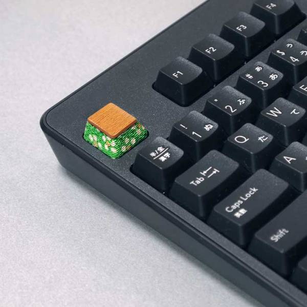 人間が入れないこたつ　それでも「欲しい！」「センスある」の声が上がった理由は…？