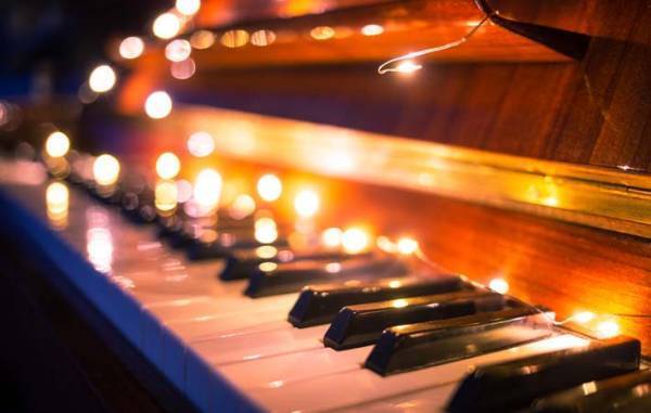 世界のあちらこちらで波立っているような今、自分の小さな両手でできること