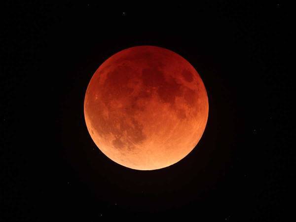 「天王星が、月に重なっている」　撮影された『天王星食』の瞬間に感動の声　「未来への記録になる」