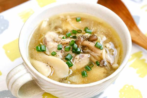マイタケのおかげで鶏肉が…　寒い日に食べたくなるスープレシピに反響