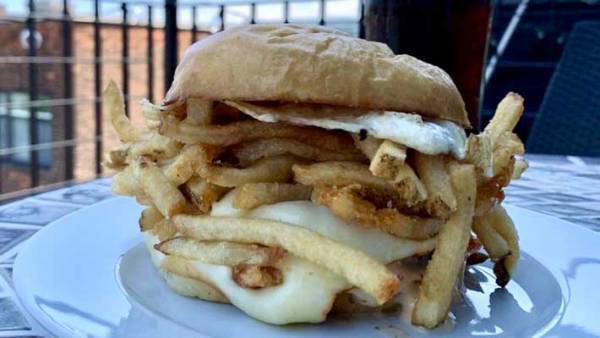 アメリカ人の同僚に連れて行ってもらったお店に「笑った」「さすがすぎる」