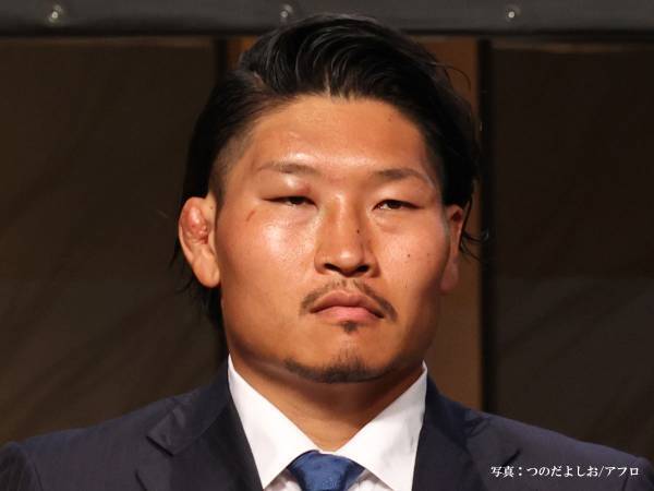 稲垣啓太が妻と外出する様子に「こんなにお茶目な人だったのか」「笑った」