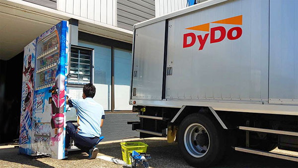 子供「悲しいです」自動販売機に貼られていたSOSの手紙…すると？