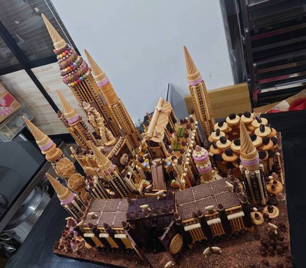 『深夜テンション』になった成人男性２人　その結果に「こりゃすげえ」「最高か！」