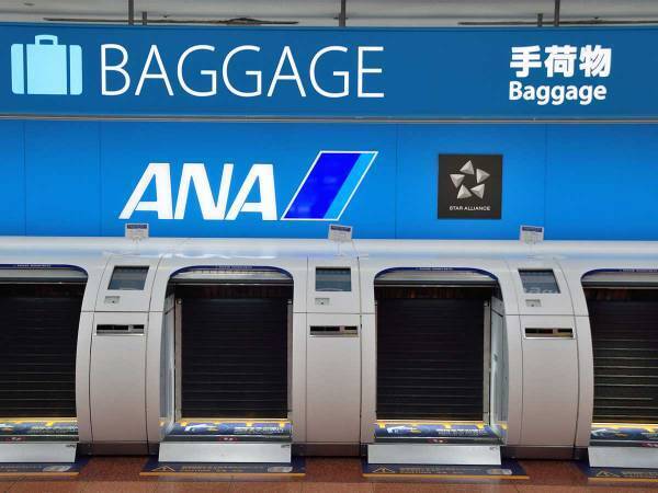 飛行機に乗る際にはぜひ利用して！　手荷物を預ける時の『便利なサービス』って？