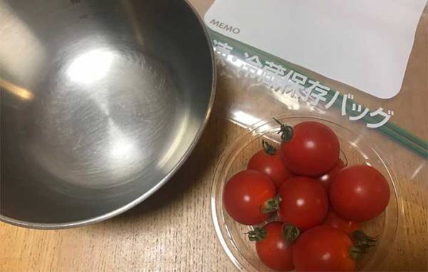 スープにもすぐに使える！　ミニトマトの皮むきがあっという間にできる方法