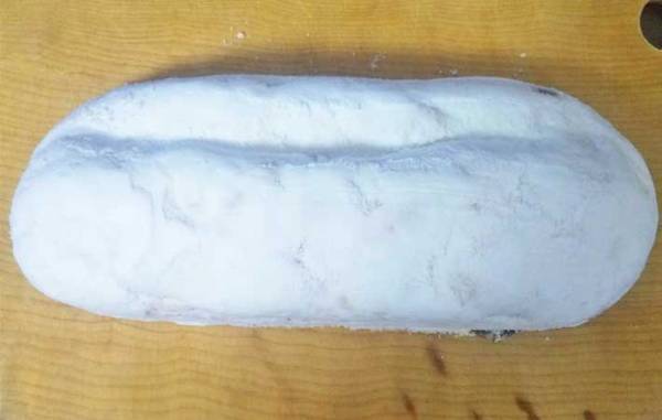 ドイツ直輸入！　業務スーパーの『クラシック シュトーレン』を食べてみた