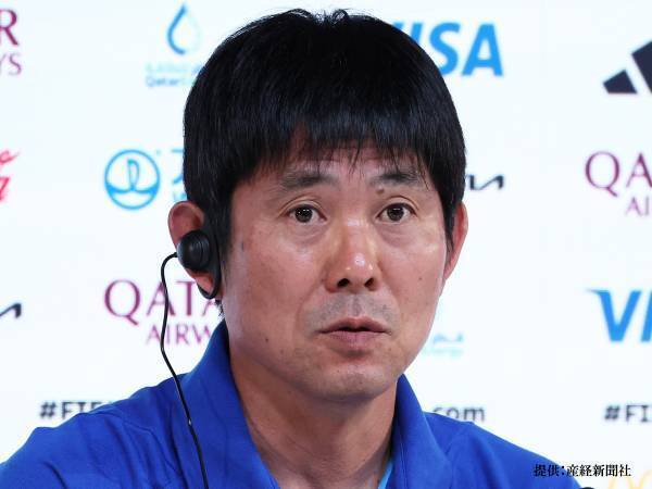 外国人記者「なぜ日本人はゴミ拾いを？」　森保監督の返しに「誇りに思う」「素晴らしい！」