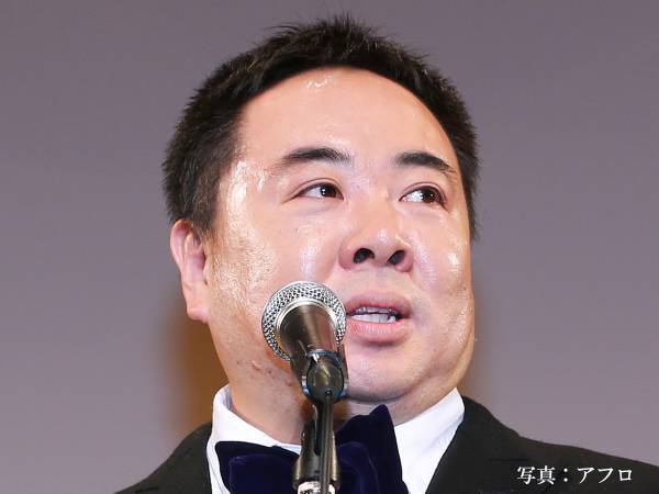 スマホを新幹線に忘れたと思った塚地武雅　オチに「自分も前あった！」