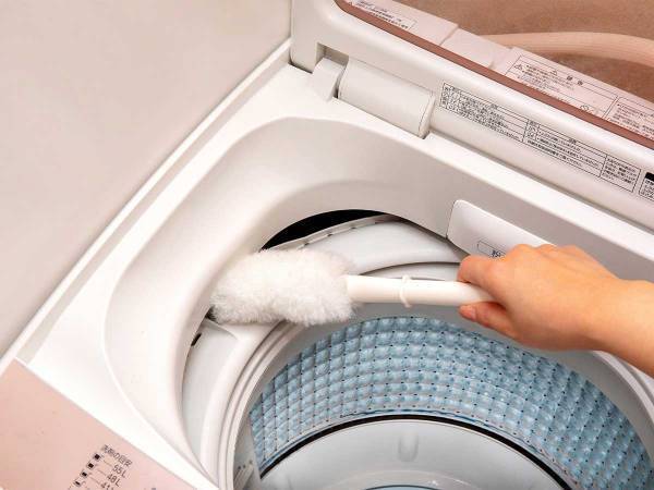 SNSで話題沸騰！　洗濯機の気になるホコリや汚れを簡単に掃除できるアイテムがあった