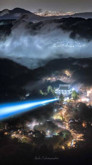 「ご利益ビーム！！」「かっこいい」　奈良県の寺を写した１枚に、反響