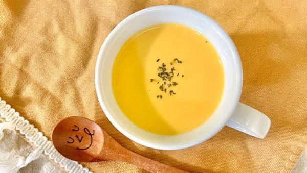 寒い時期にぴったり！　シェフが公開した『人参のポタージュ』レシピがおいしそう