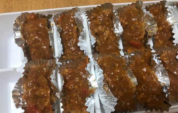 カレーを小分けにして、冷凍保存する方法に「めっちゃ便利」「色移りしない！」