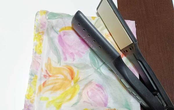 面倒な小物のアイロンがけ　時短になる方法に「なるほど！」「これを使えばよかったのか」