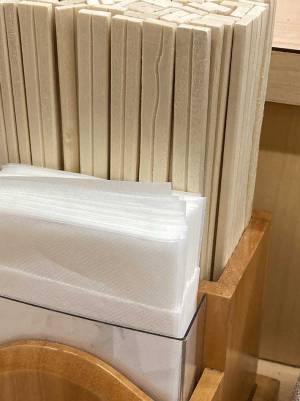 「あえて使ってみたい」　１本だけ『普通』じゃない割り箸が紛れ込んでいて？