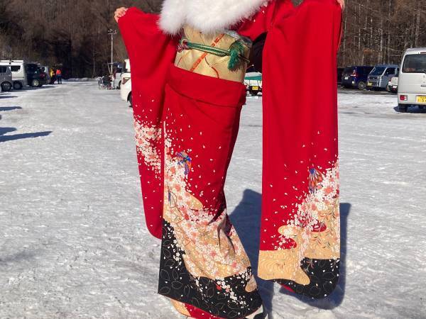 地元の成人式を欠席した、新成人　とった行動に「日本一輝いてる」「最高の発想！」