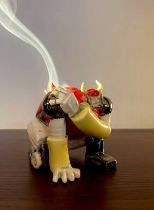 陶芸で『香炉』を作った男性　完成した作品に「発想の天才」「カッコよすぎる」の声