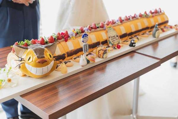 「ハイレベルな出来栄え」「食べるのがもったいない」　結婚パーティに並べられたケーキが？