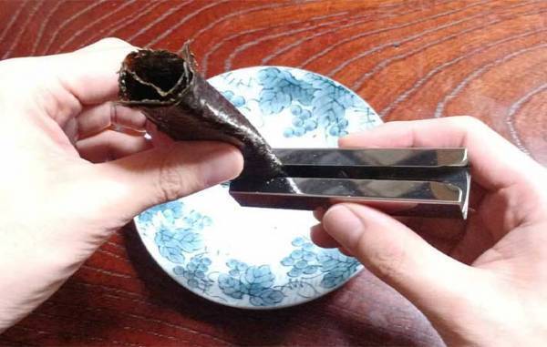 もみ海苔をせっせと作る妻　夫が思いついた商品に「ありがたい」「めっちゃ使える」