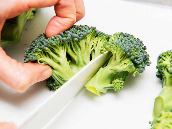 味ぽんと味噌で味付け！　「ブロッコリー１株があっという間になくなる」レシピに反響！