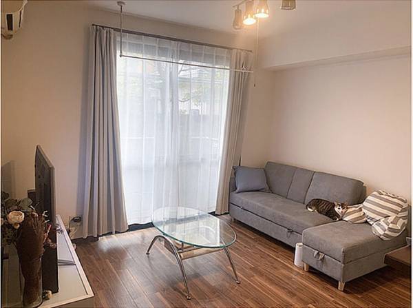 「これが出産前と出産後の差よ」　ビフォーアフターに「泣くほど分かる」「驚愕」