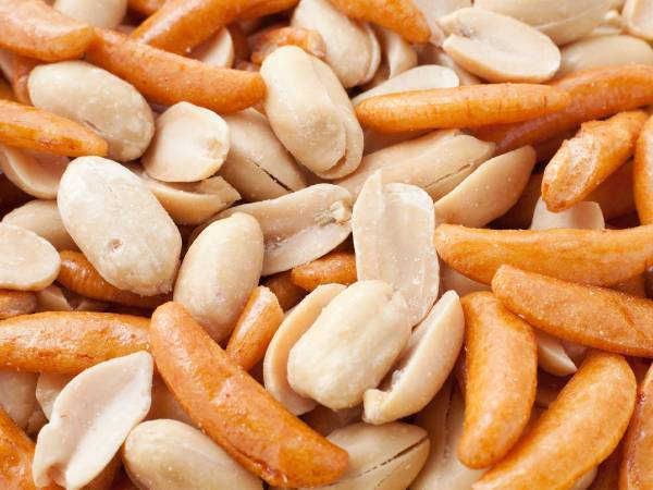 『亀田の柿の種』社員のオリジナルレシピに「思いつきもしなかった！」