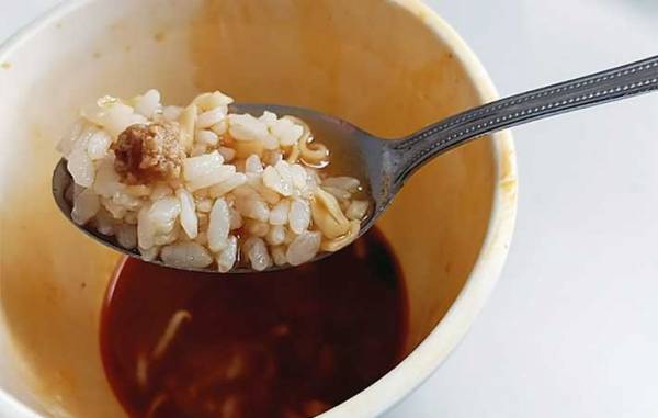 石焼ビビンバ風『カップヌードル 』　日清おすすめの食べ方に「最高」「クセになる」