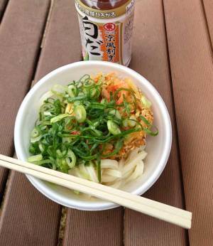 麺だけでも十分うまそう　香川の袋うどん、なんと製造元は…