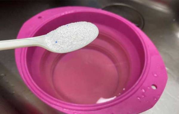 塩素系を超える！？　コストコで買える話題の漂白剤『オキシクリーン』の効果はいかほど？