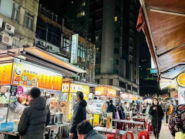 観光客が慄く台湾の屋台　理由に「見て納得」「ずっと前から臭ってた」