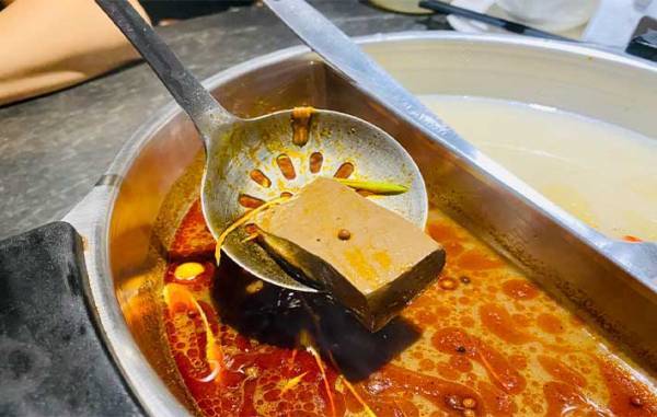 観光客が慄く台湾の屋台　理由に「見て納得」「ずっと前から臭ってた」