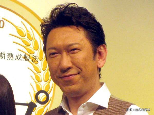 亡くなった『シーナ＆ロケッツ』鮎川誠さん　布袋寅泰が公開した写真に「涙が出た」の声