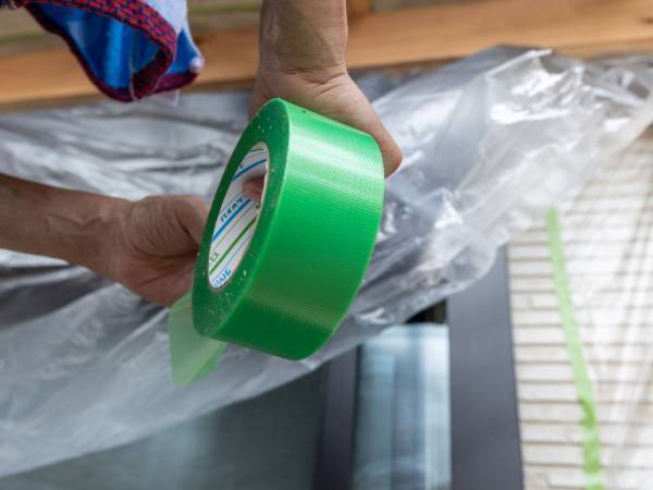 メーカー担当者まで…！　養生テープの意外な使い方に「親近感しかない！」