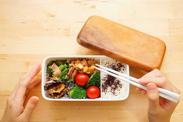 フィンランド人の夫が作ったお弁当　妻が「本当にこれでいいの？」と心配になった理由は…？