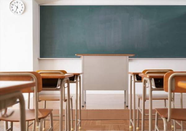 地域で全然違う！　小学校の２〜３時間目の休み時間、なんて呼ぶ？