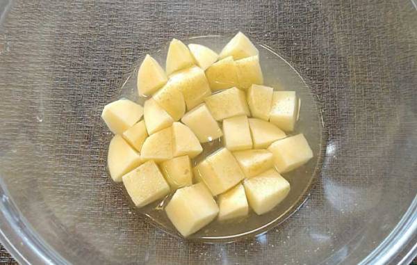 物価高の救世主！？　ダイソーで買える『いなば 焼きとり』　「とりたれ味」＆「ゆず胡椒」はアレンジ簡単！