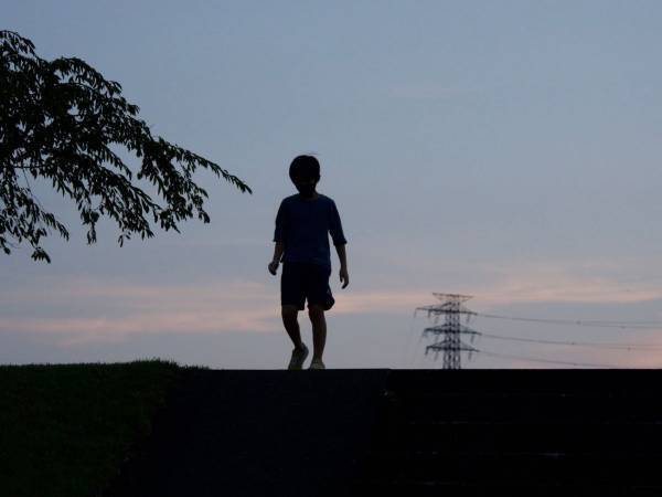 千葉県に伝わる謎の言葉「パンザマスト」　それを聞くと子供たちがいっせいに…