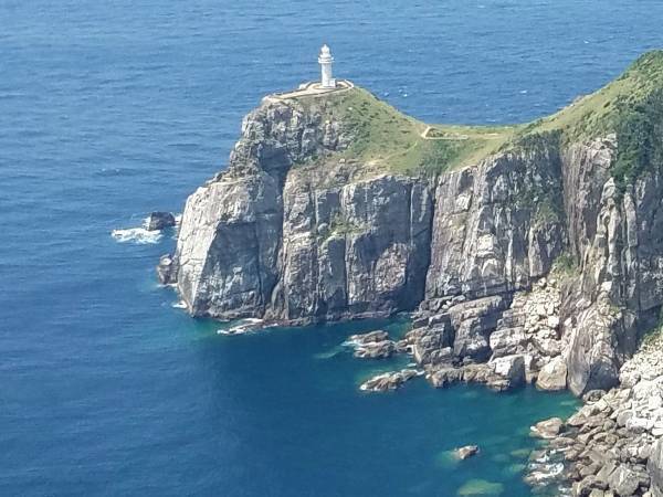 日本人の多くが勘違いしている「灯台下暗し」の『灯台』の意味