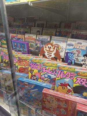 これが昭和の常識だった！　ゲーム店のディスプレイ再現に「最高」「涙が出る」