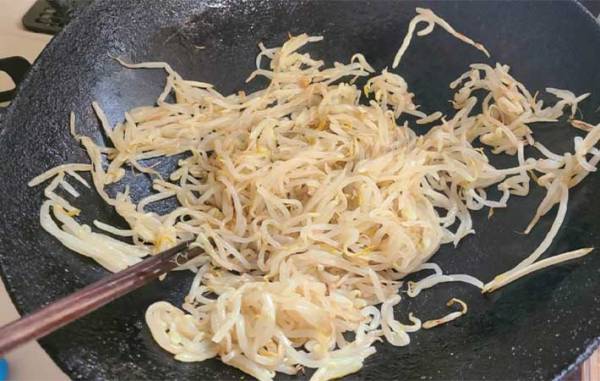 「５袋いけそう」「とろっとろ」　もやしを大量消費できる絶品レシピとは？