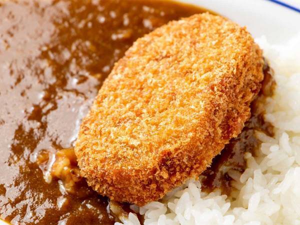 カレーに何乗せる？　６０代の人気トッピング１位が意外だった