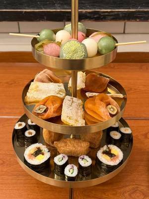 妻「和風のアフタヌーンティーを考えた」　想像の斜め上の姿に夫が驚愕