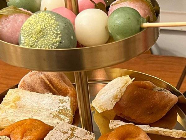 妻「和風のアフタヌーンティーを考えた」　想像の斜め上の姿に夫が驚愕