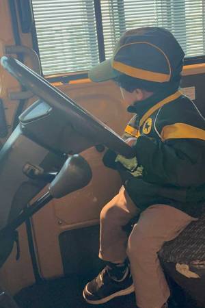 ヤマト配達員…なんか、小さい？　頑張る姿に「たまらん」「行ってみたい！」の声