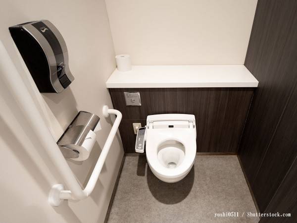 男性用トイレに、なぜサニタリーボックス？　理由に「声をあげた人、すごい」